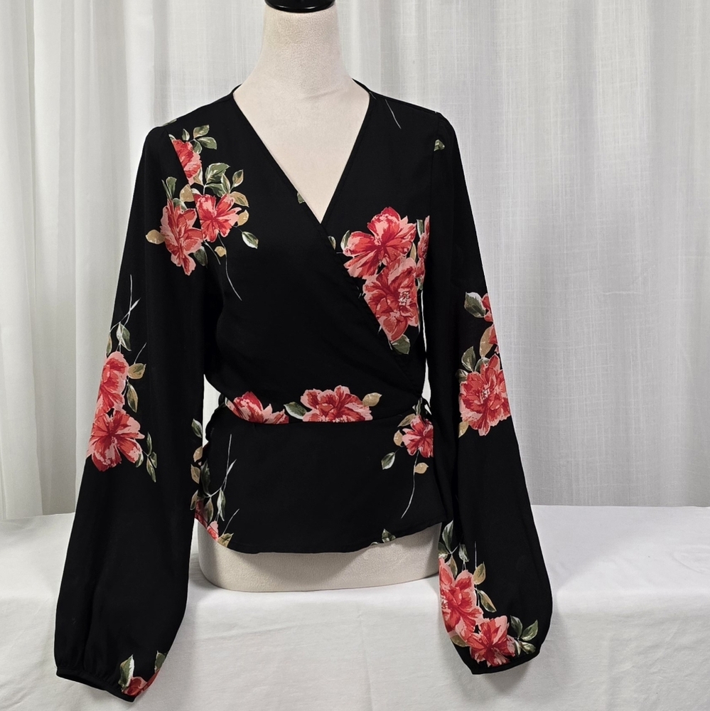 Black Floral Design Wrap Long Sleeve Top Size L Corpcore Balletcore